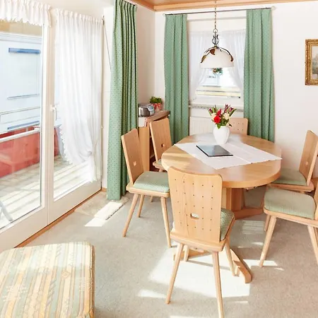 Daire Ferienwohnung Nguyen *